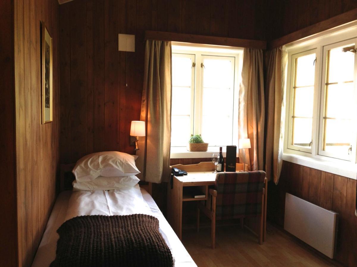 Hotel Fossheim 3*